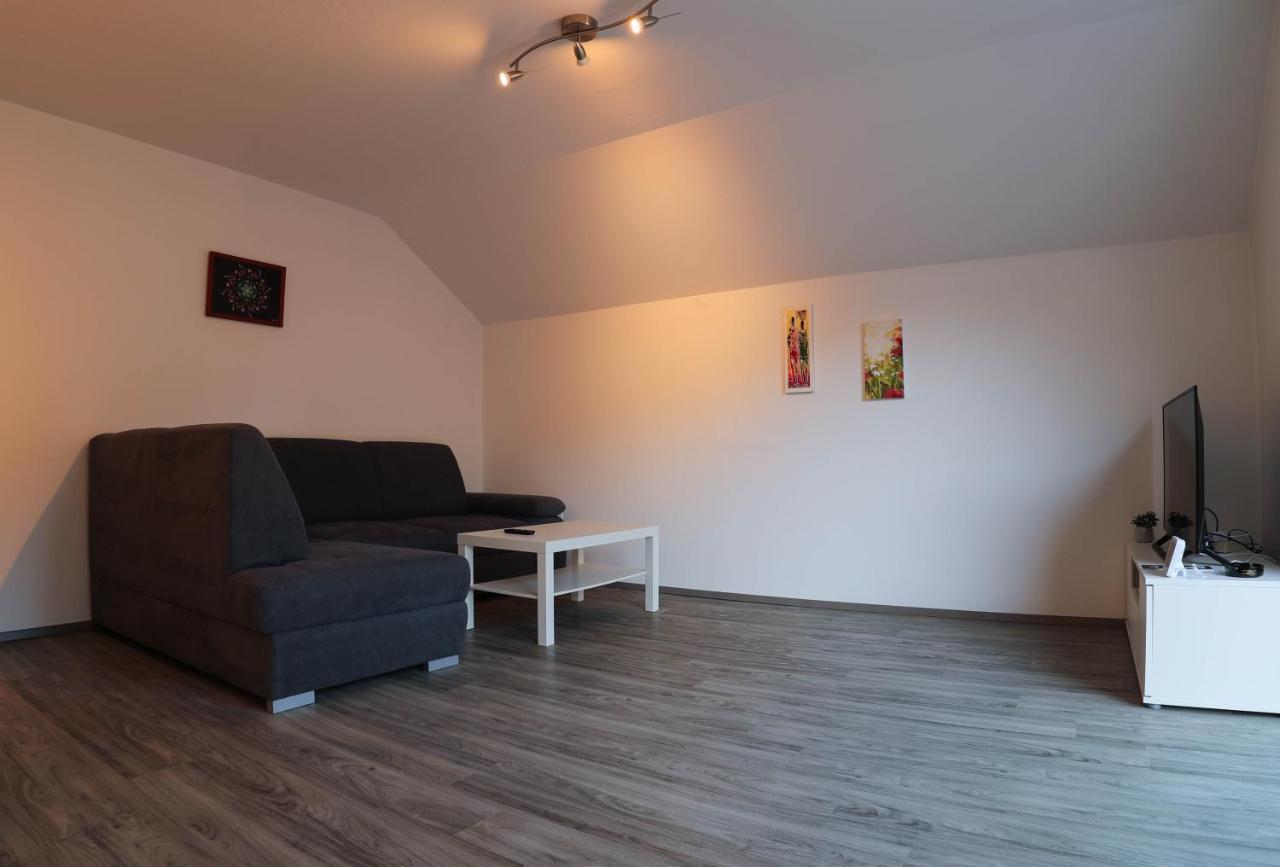 Apartment Petra Мойстрана Екстериор снимка